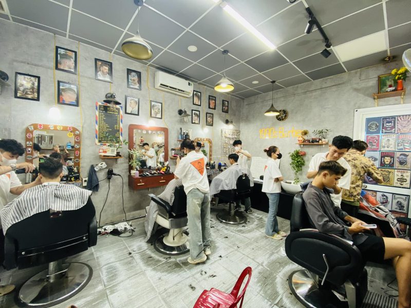 1990s Barber shop 