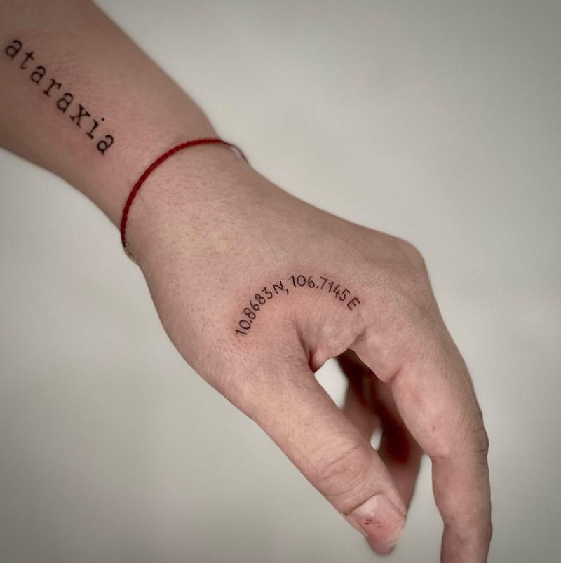 Vân Anh Tattooist - Chuyên hình xăm mini
