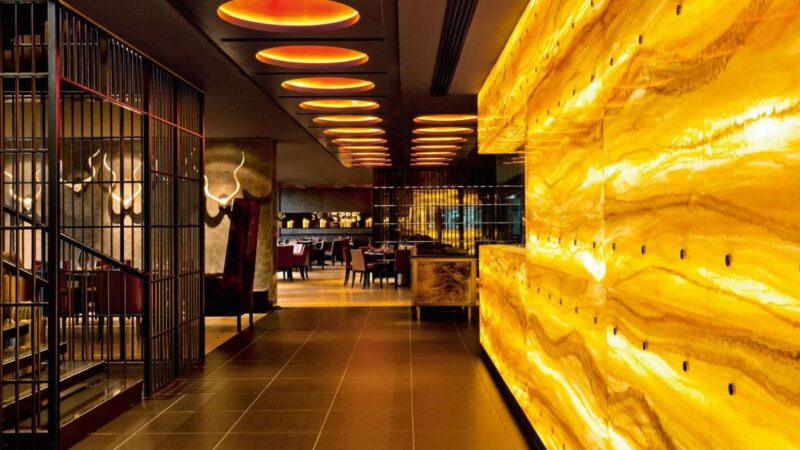 Đá xuyên sáng tự nhiên