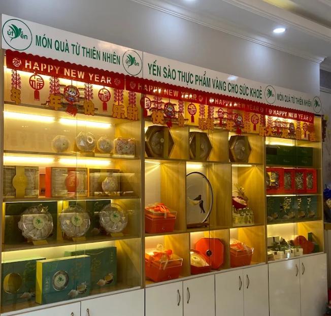 Cửa hàng yến sào Út Tân