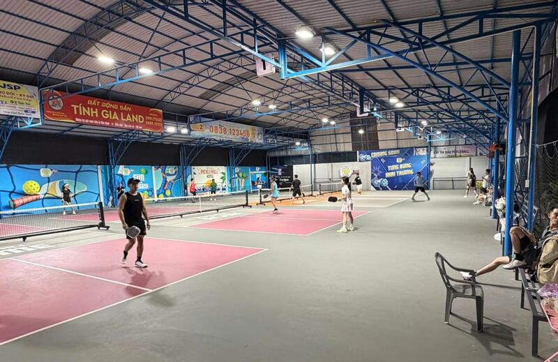 Sân pickleball Home