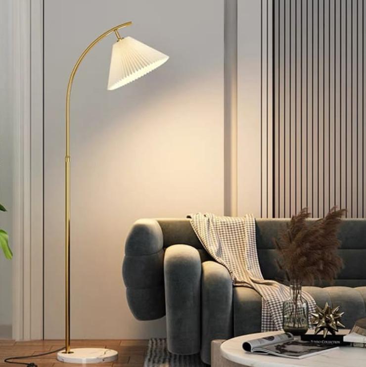 Mẫu đèn cây trang trí phòng khách 