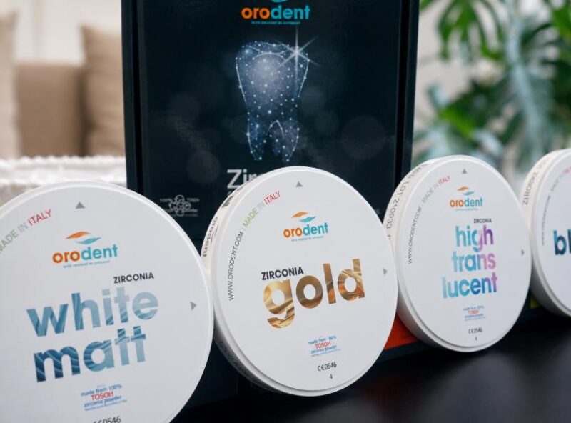 Răng sứ Orodent