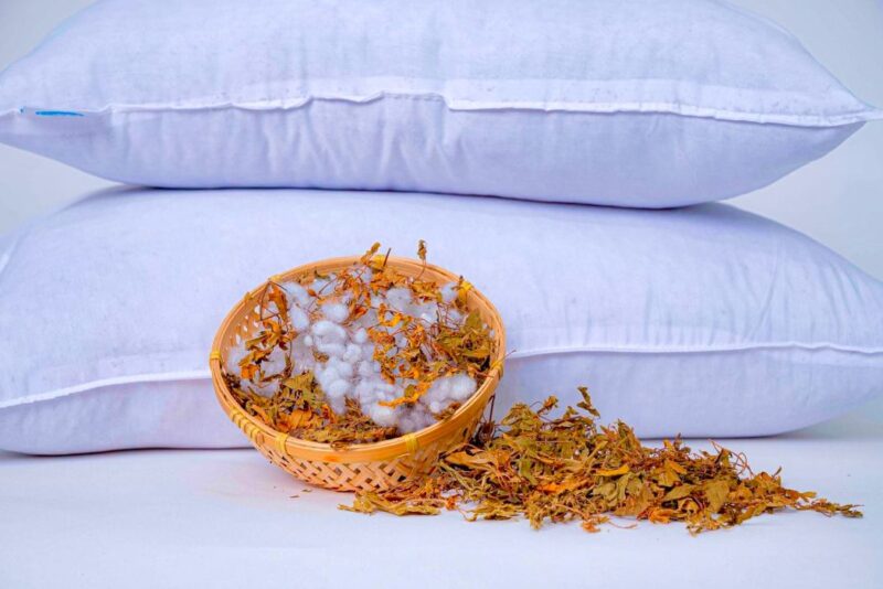 Gối thảo dược giúp thư giãn đầu óc, cải thiện giấc ngủ