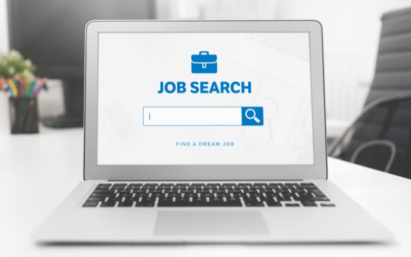 Website tuyển dụng trực tuyến