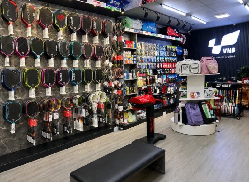 Hệ thống cửa hàng VNB Sports